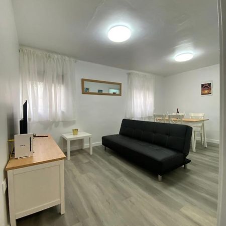 セビリアPiso Junto Al Hospital Macarenaアパートメント エクステリア 写真