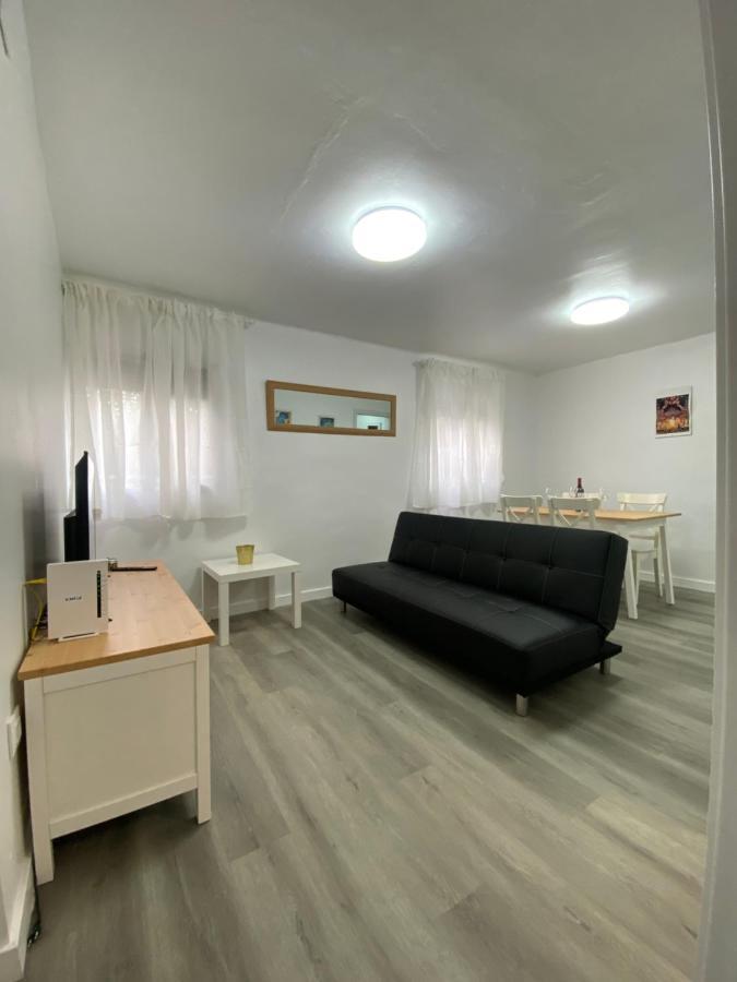 セビリアPiso Junto Al Hospital Macarenaアパートメント エクステリア 写真